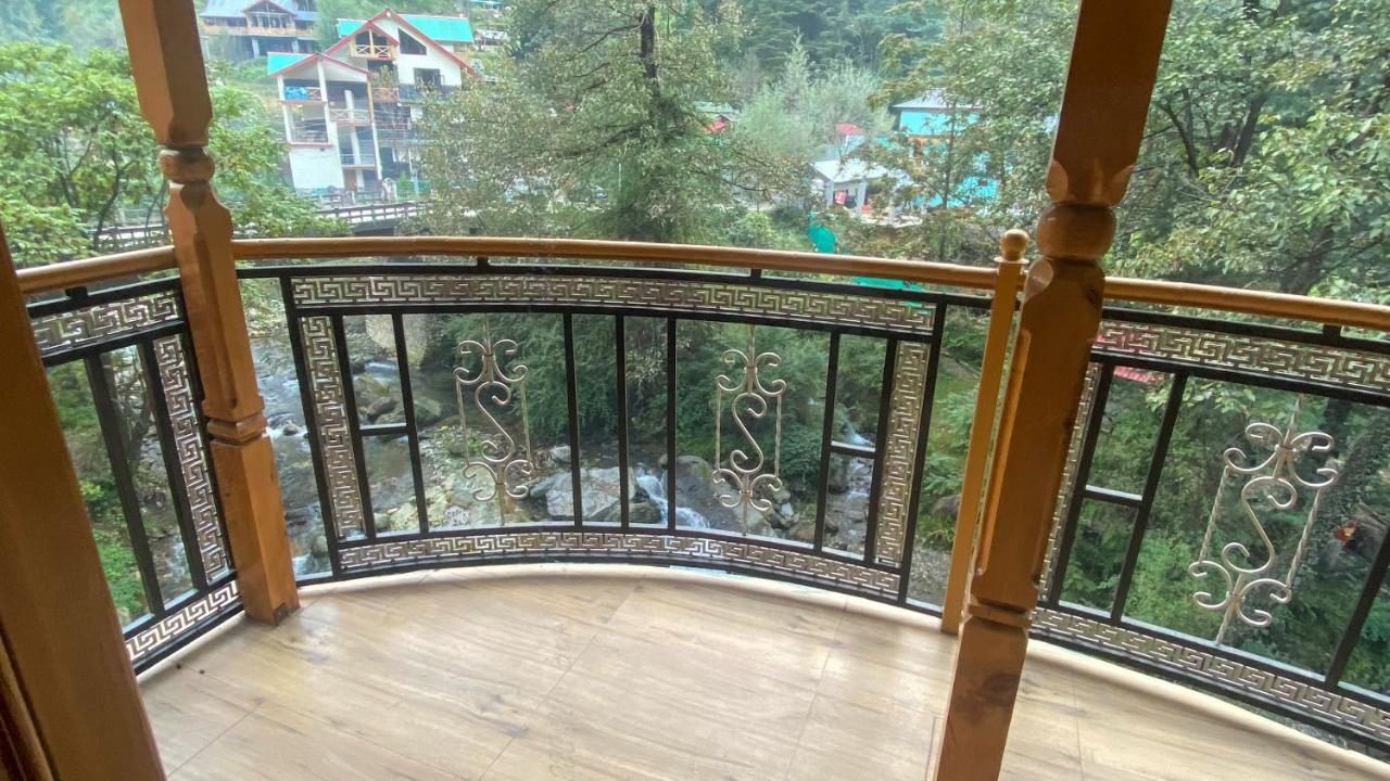 Madpackers Jibhi - Of Streamsides & Waterfalls Exterior foto